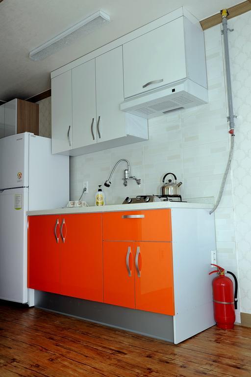 The 1St Andong Hostel Bagian luar foto